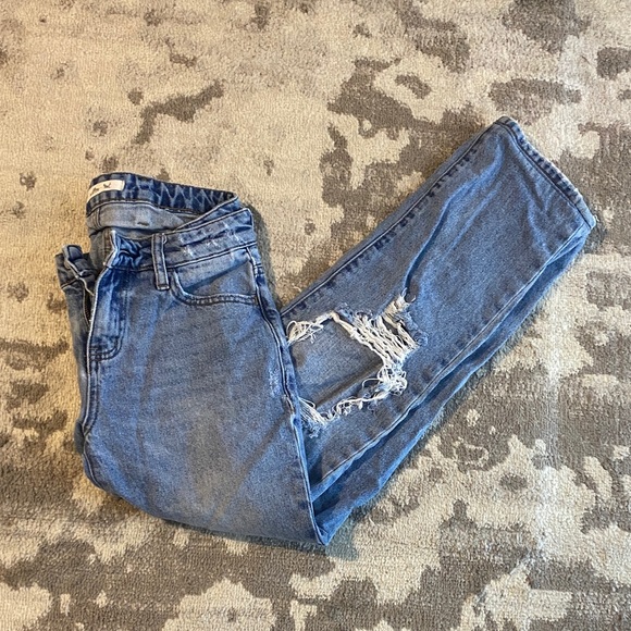 Distressed Blue Jeans - Picture 1 of 3